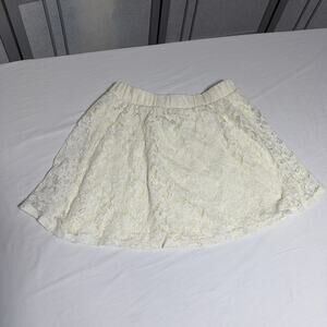 Coquette Forever 21 Off White Lace Mini Skirt - Size S